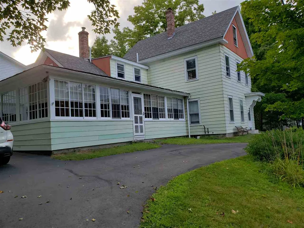 85 Bridge Street Hillsborough NH 03244