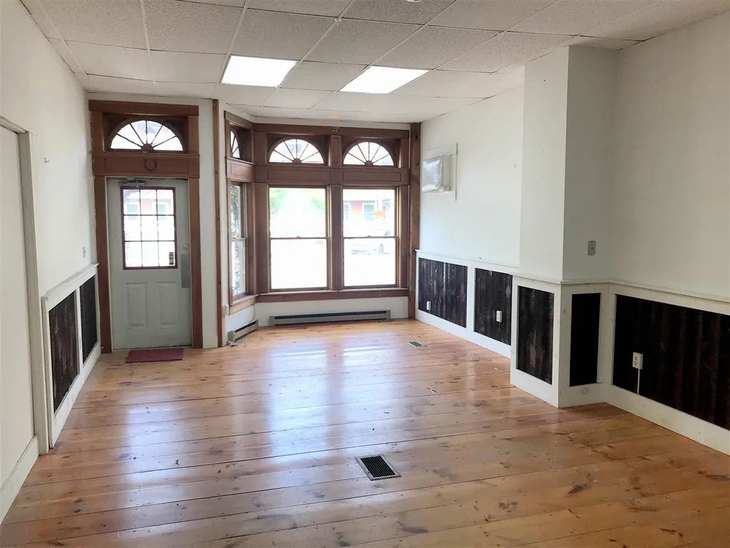 158 Main Street Ludlow VT 05149