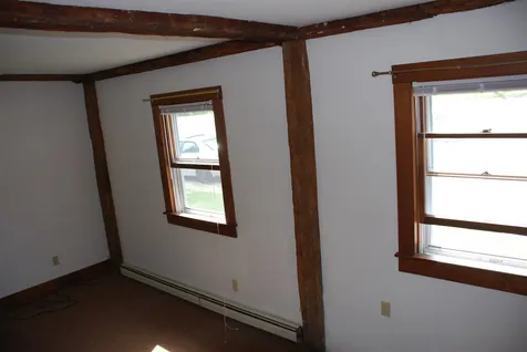 12 Hall Avenue Henniker NH 03242