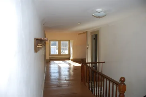 12 Hall Avenue Henniker NH 03242