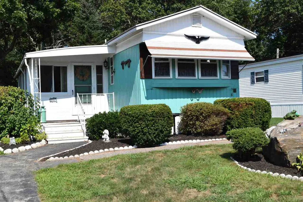 13 Madison Drive Hampstead NH 03841