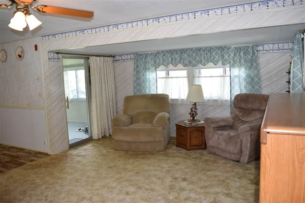 13 Madison Drive Hampstead NH 03841