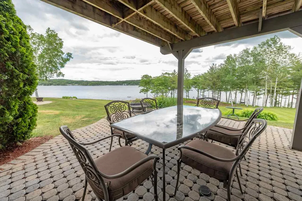 40 Heron Trace Drive Laconia NH 03246