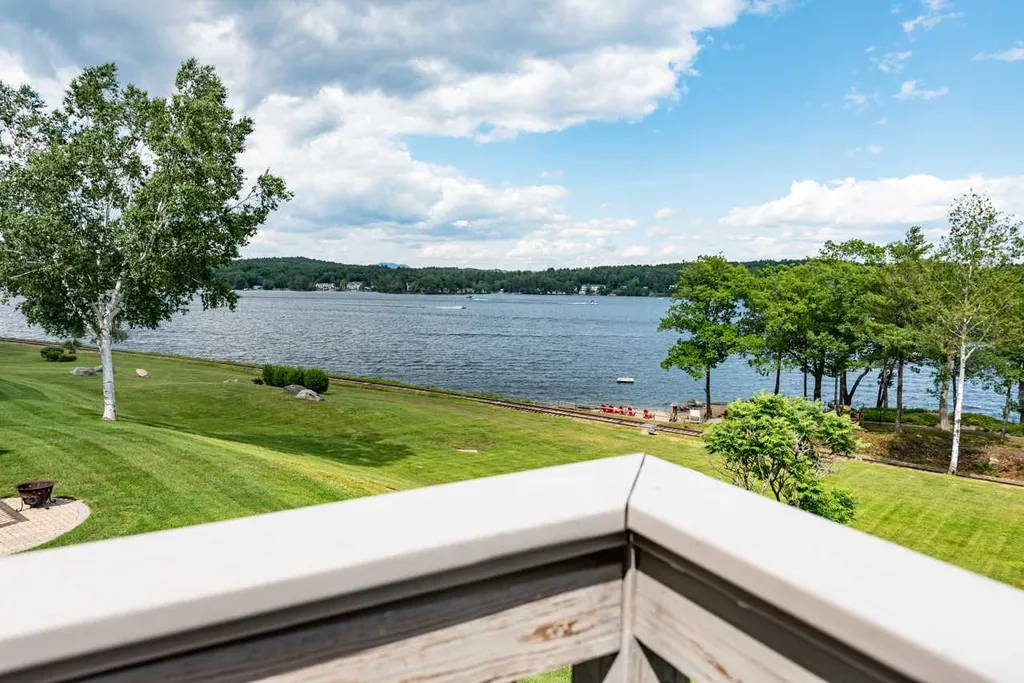 40 Heron Trace Drive Laconia NH 03246