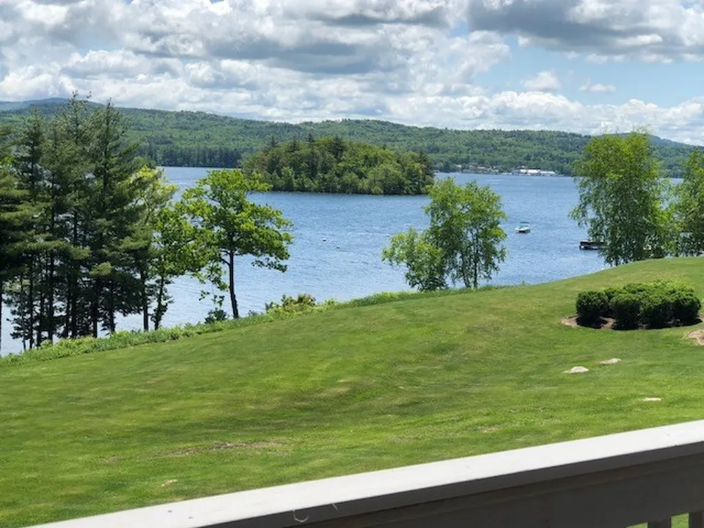 40 Heron Trace Drive Laconia NH 03246