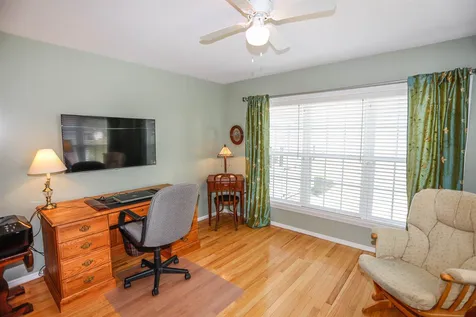 18 Serenity Way Manchester NH 03104