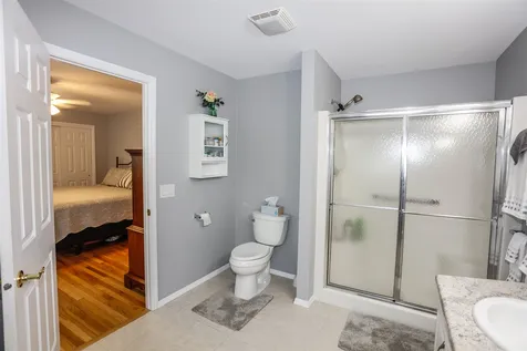 18 Serenity Way Manchester NH 03104