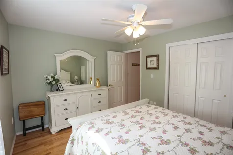 18 Serenity Way Manchester NH 03104