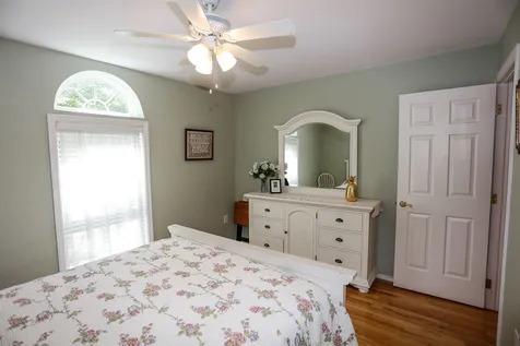 18 Serenity Way Manchester NH 03104