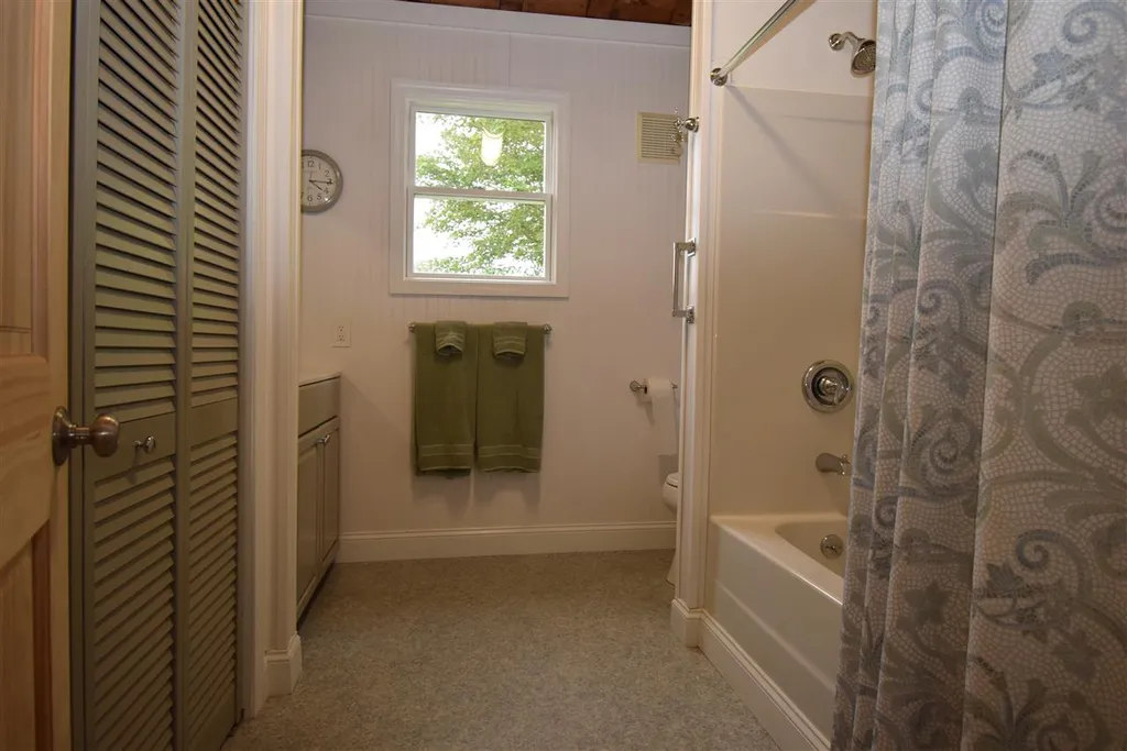 90 Main Street Northwood NH 03261