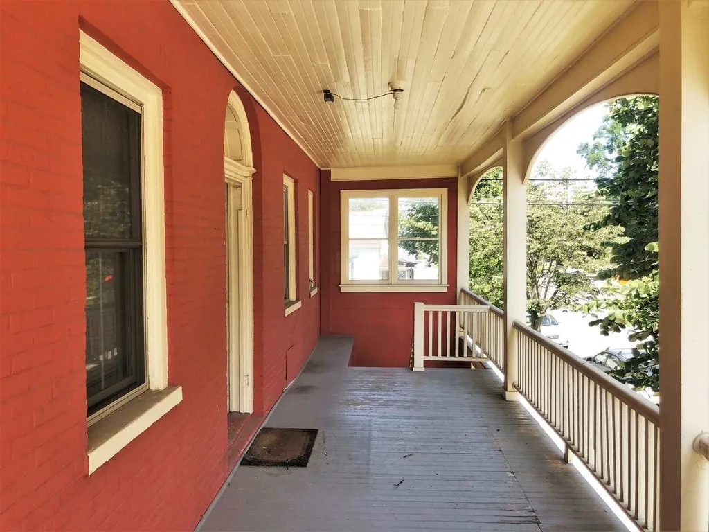 279-281 St Paul Street Burlington VT 05401