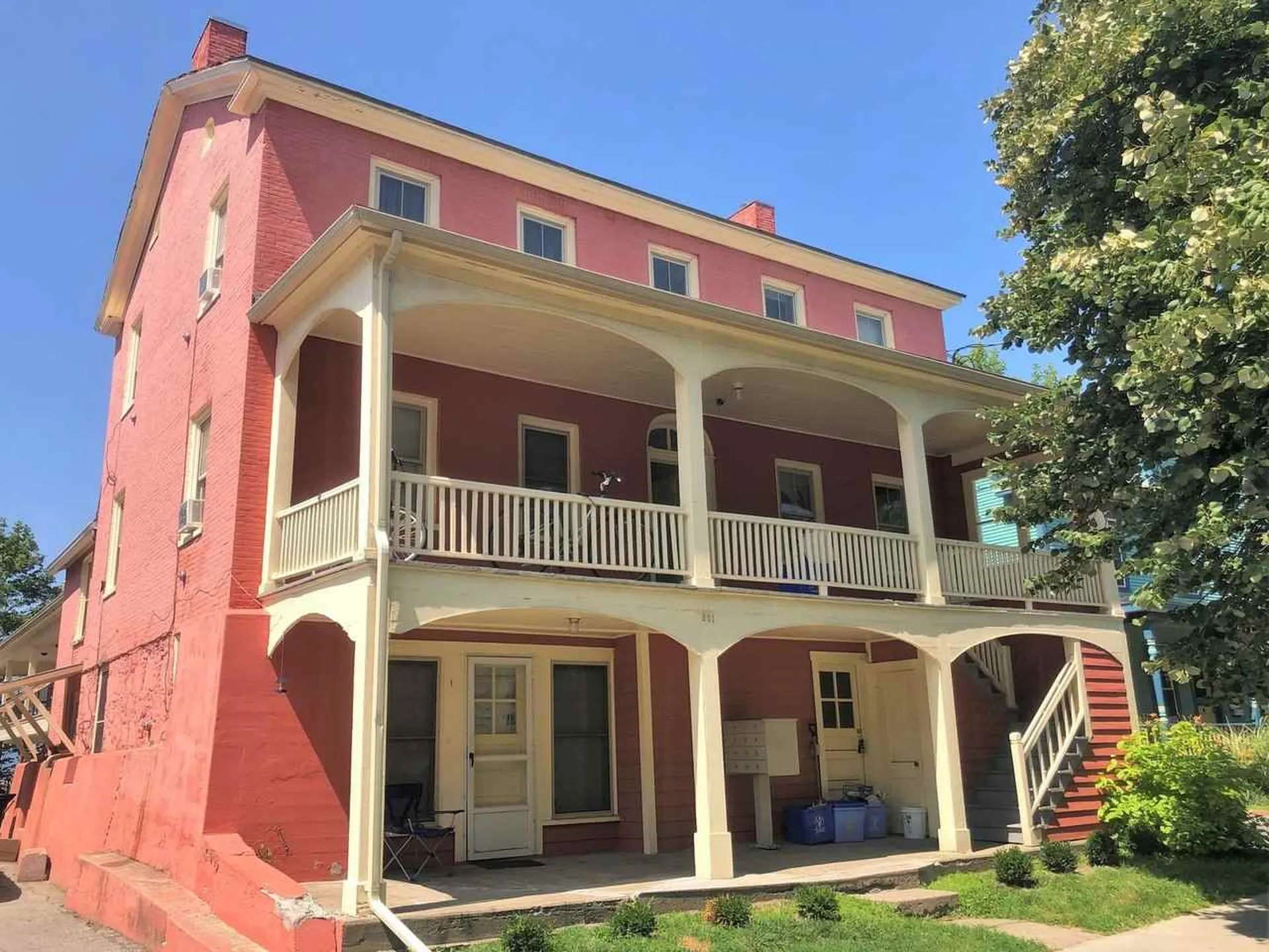 279-281 St Paul Street Burlington VT 05401