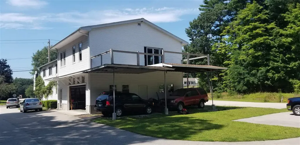 288 Lowell Road Hudson NH 03051