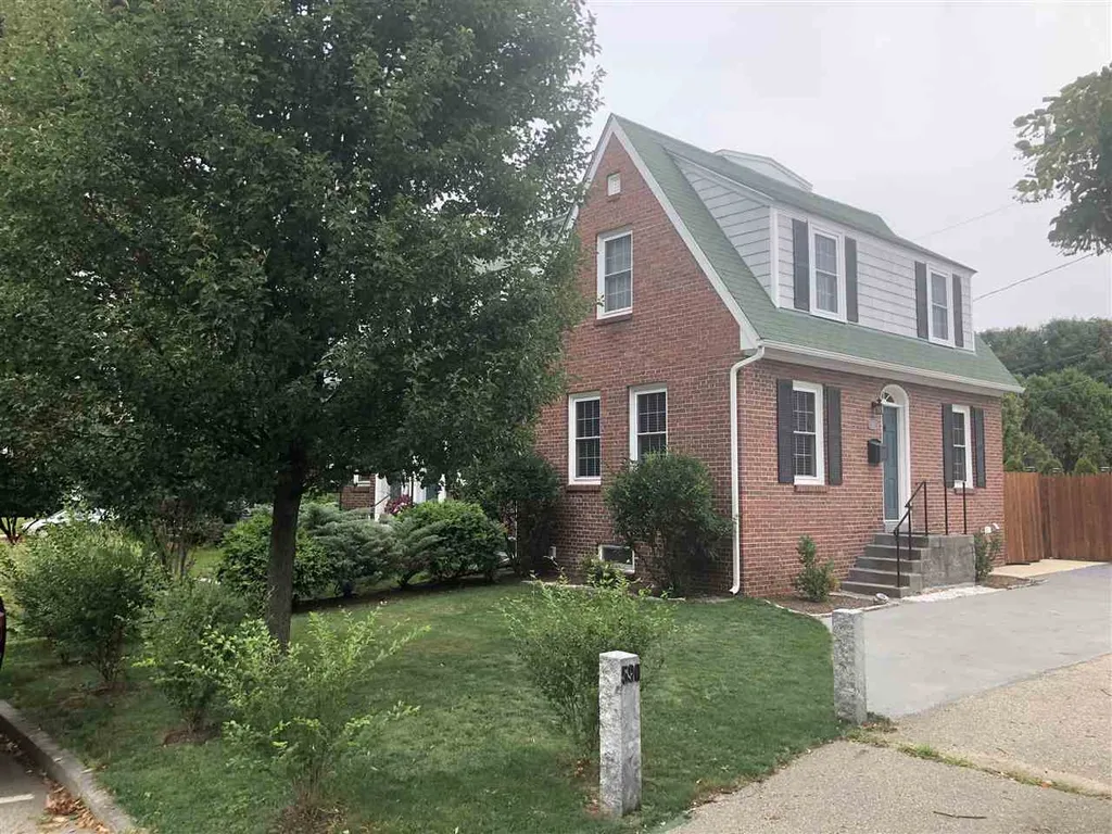 590 Kearsarge Way Portsmouth NH 03801