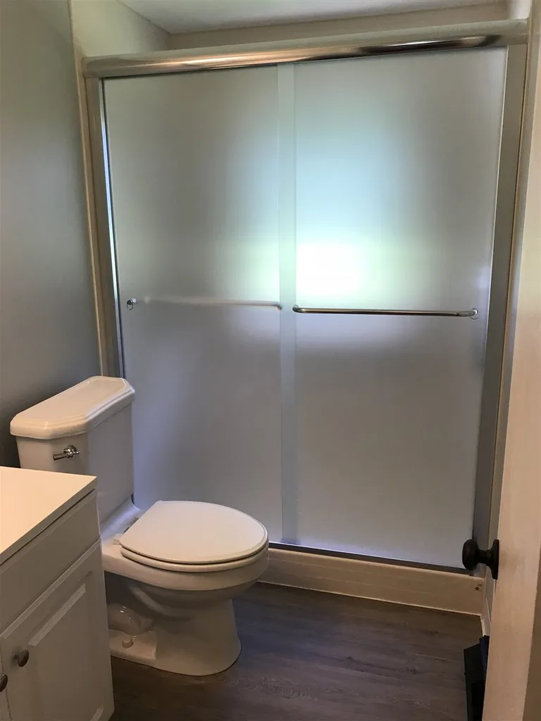 10 Shawnee Lane Dover NH 03820