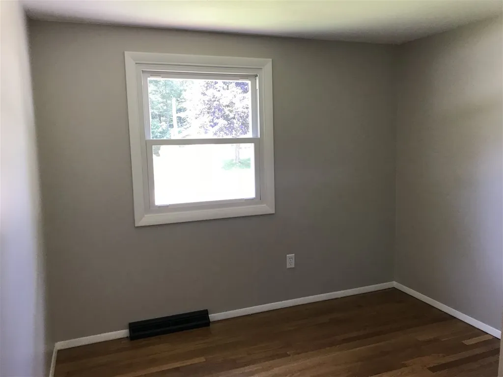 10 Shawnee Lane Dover NH 03820