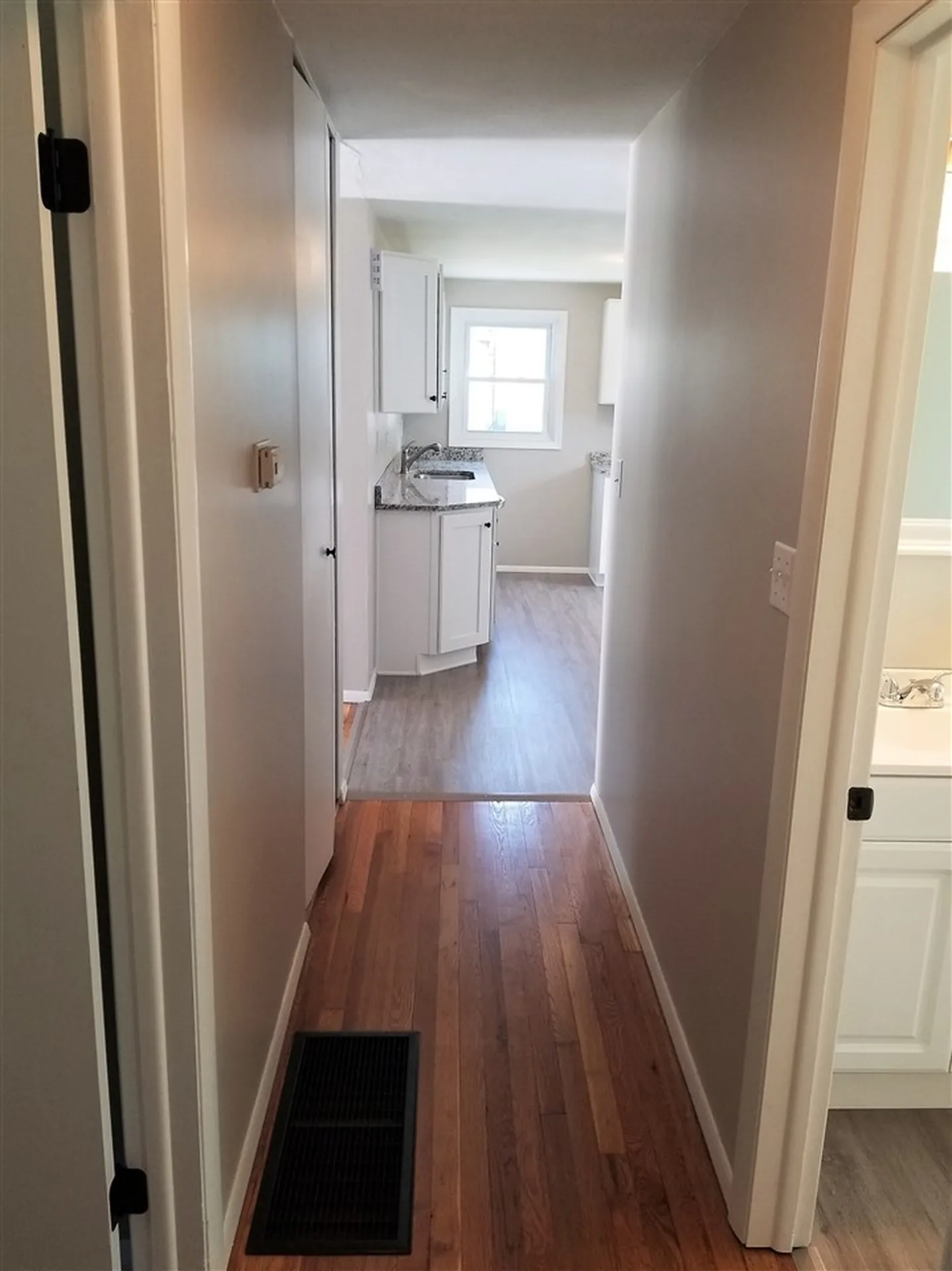 10 Shawnee Lane Dover NH 03820