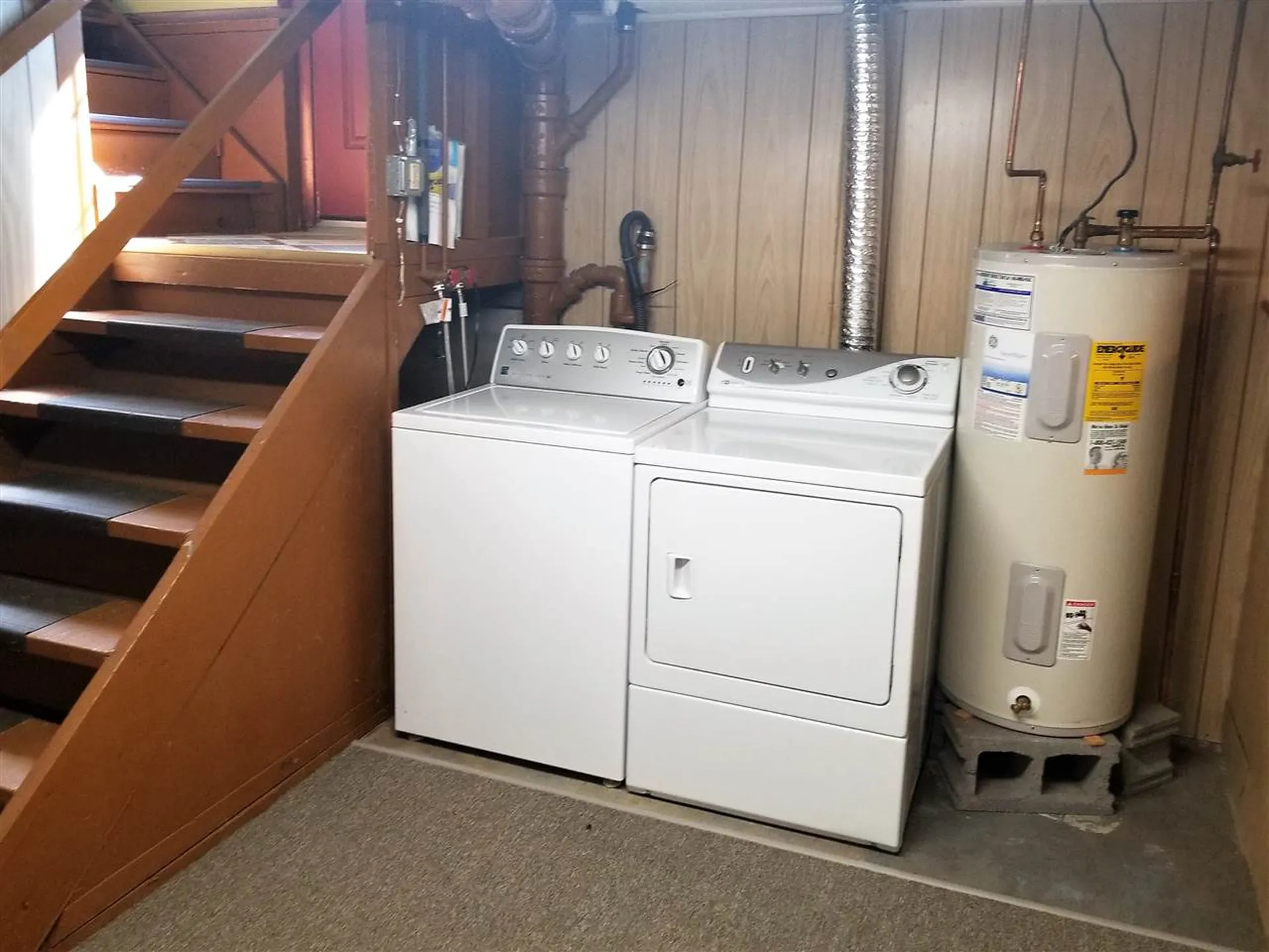 10 Shawnee Lane Dover NH 03820