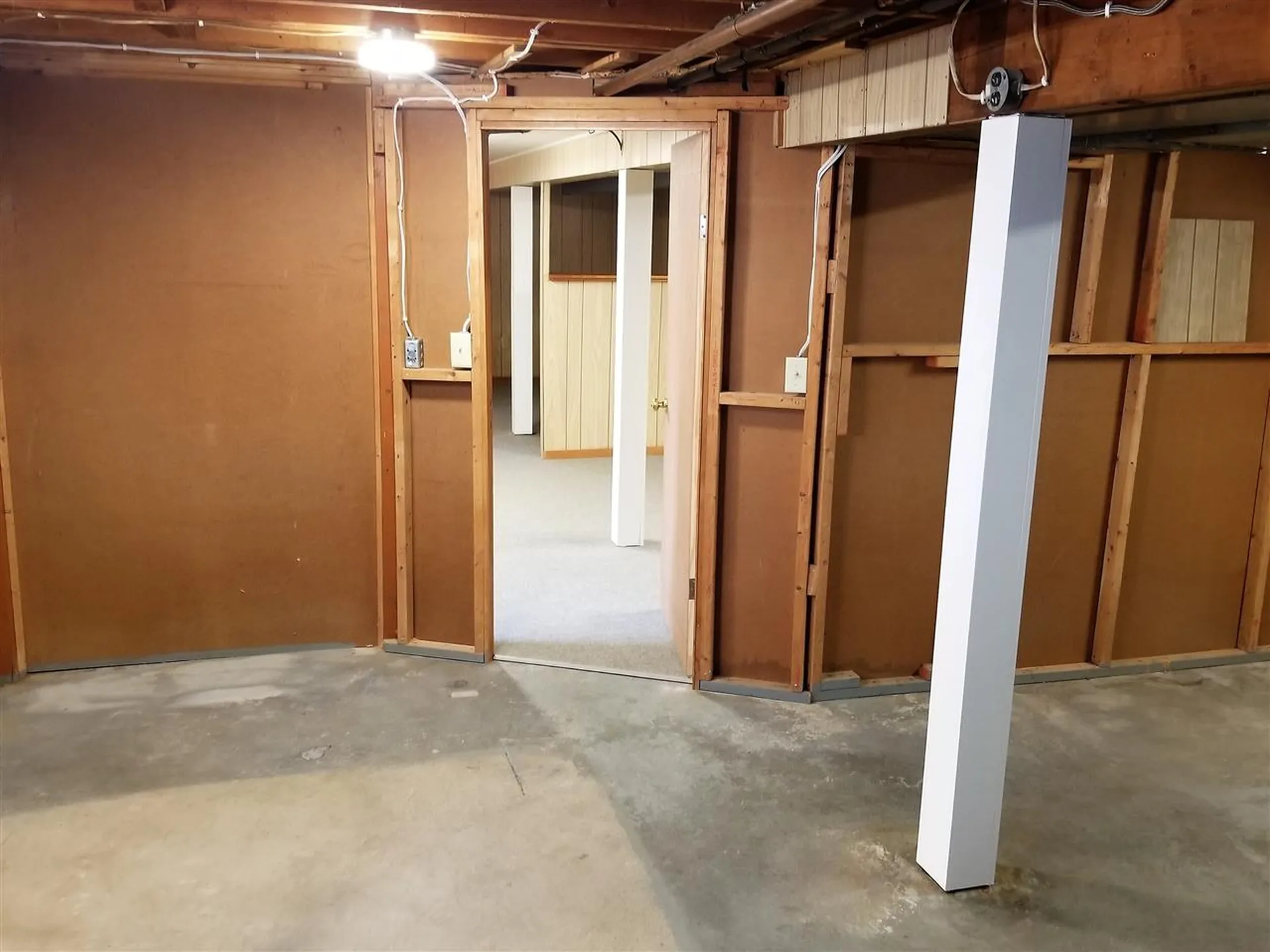 10 Shawnee Lane Dover NH 03820