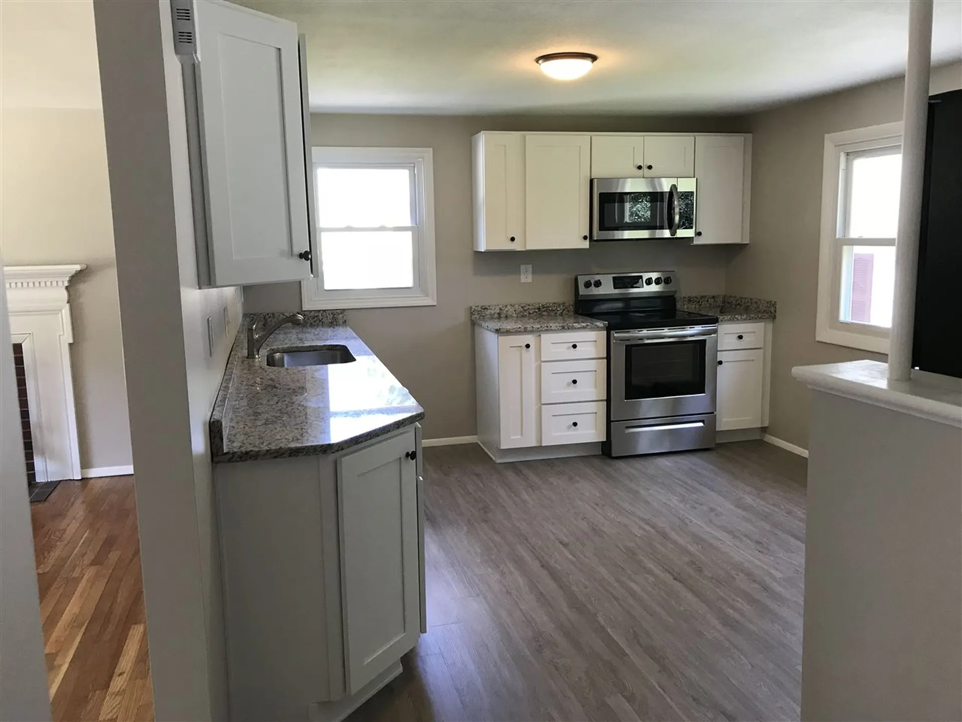 10 Shawnee Lane Dover NH 03820