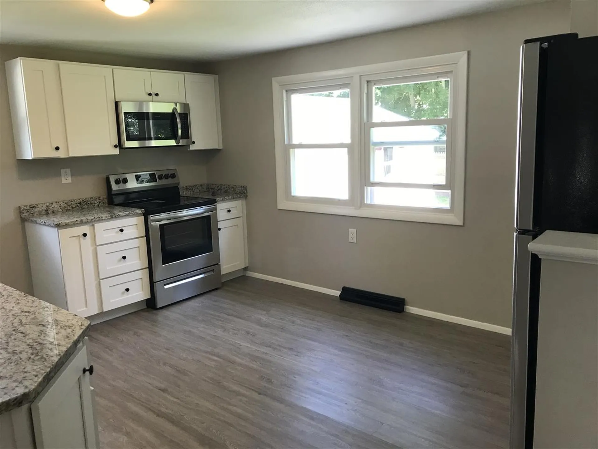 10 Shawnee Lane Dover NH 03820
