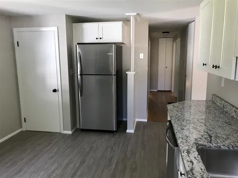 10 Shawnee Lane Dover NH 03820