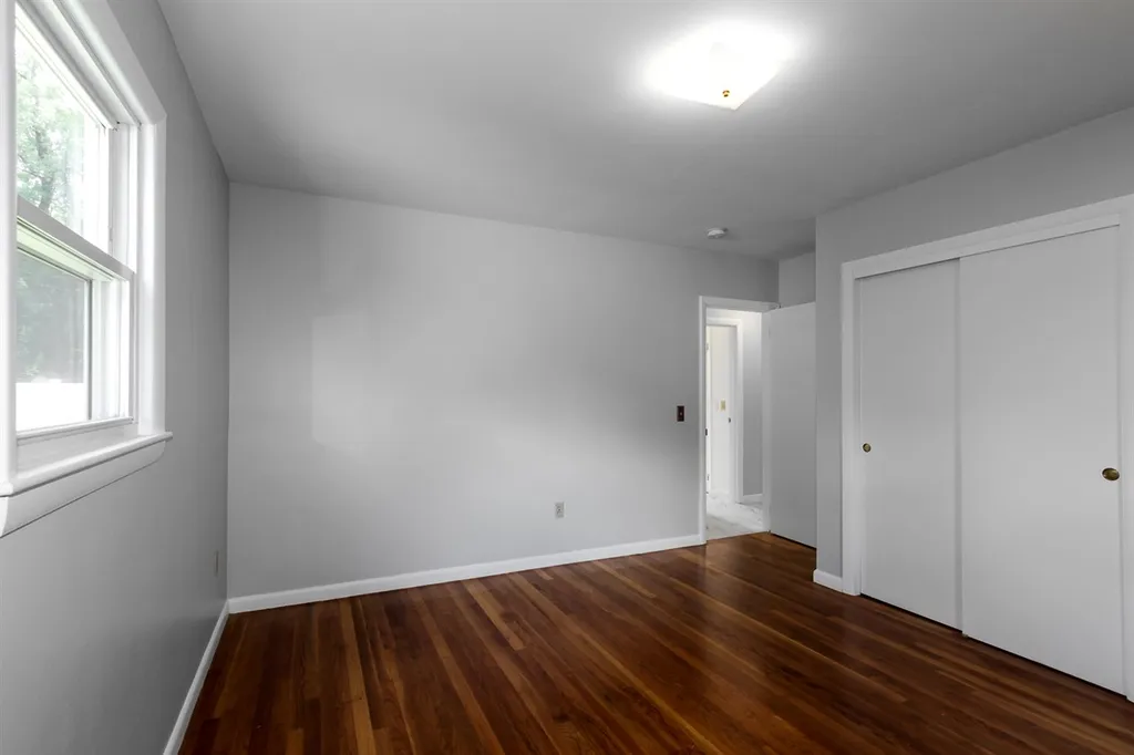 112 Donald Street Manchester NH 03102