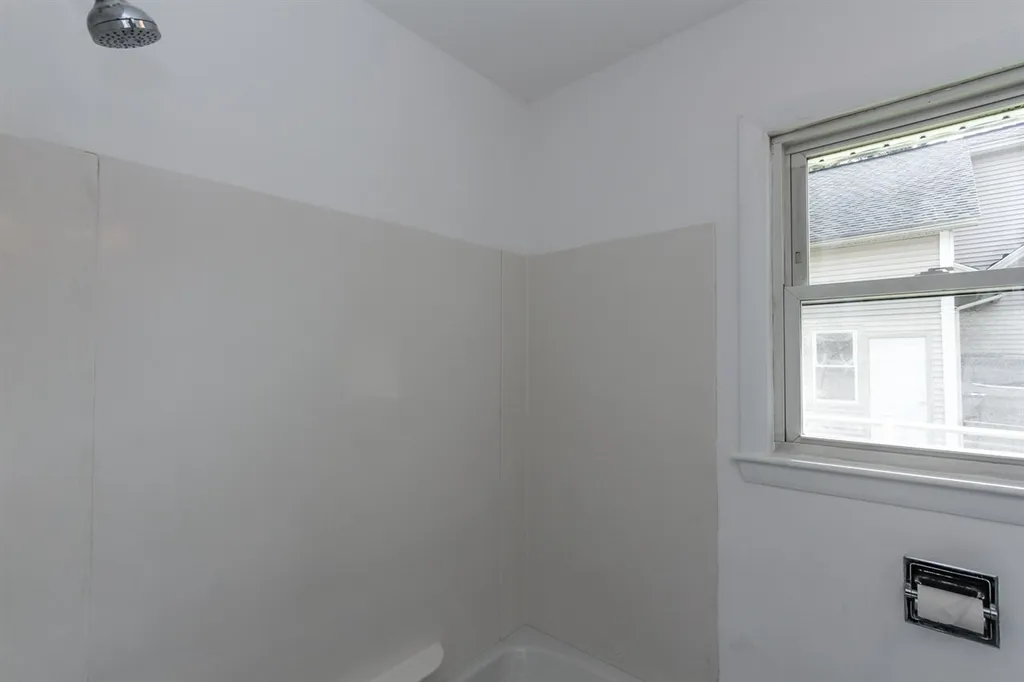 112 Donald Street Manchester NH 03102