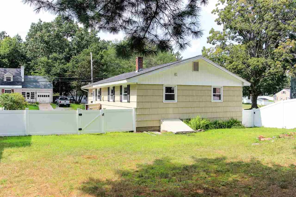 112 Donald Street Manchester NH 03102