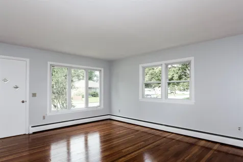 112 Donald Street Manchester NH 03102