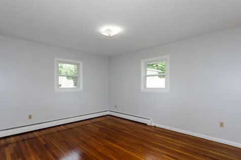 112 Donald Street Manchester NH 03102