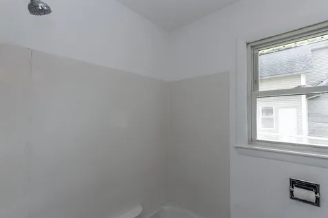 112 Donald Street Manchester NH 03102