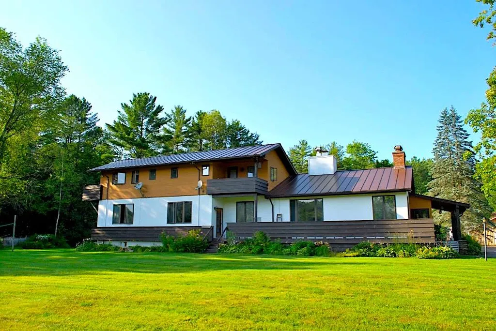 3430 Mountain Road Stowe VT 05672