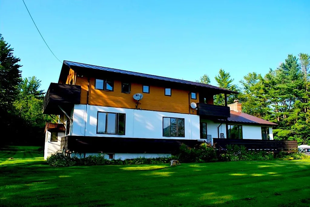 3430 Mountain Road Stowe VT 05672