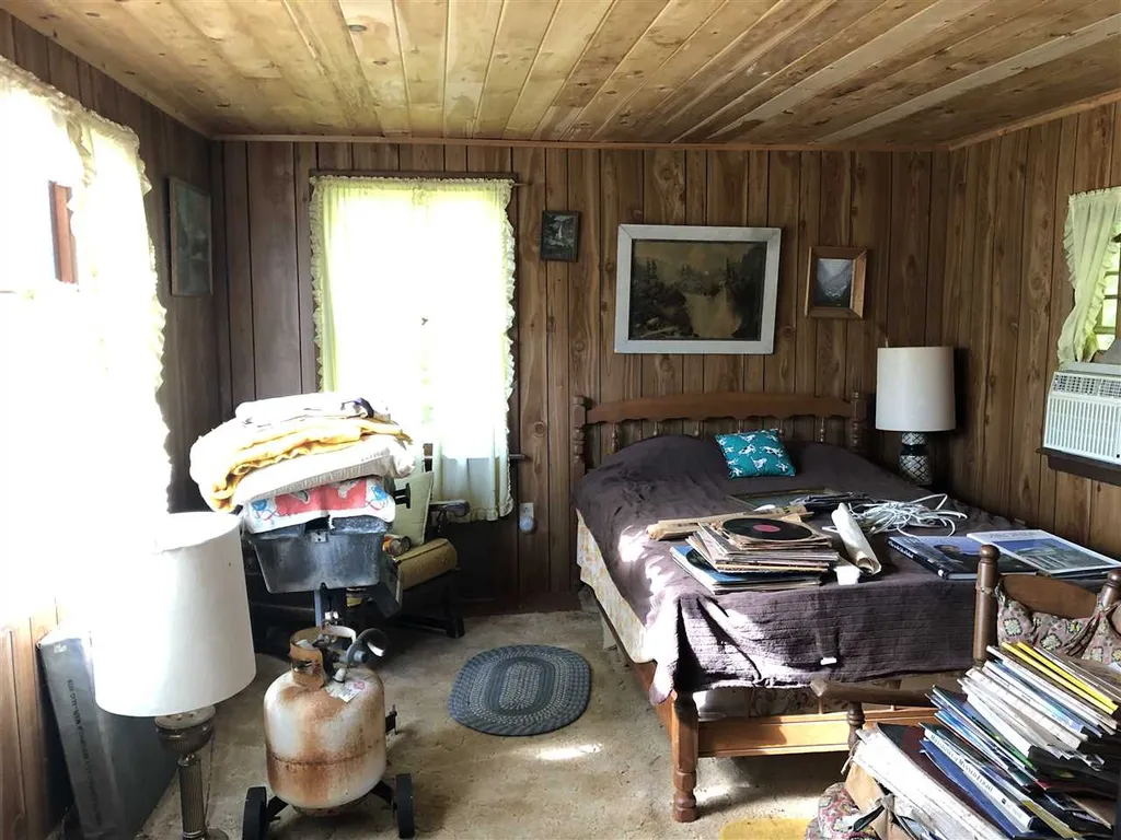 999 Route 121 East Grafton VT 05146