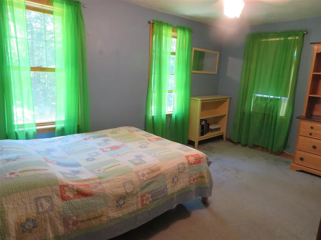 23 Peabody Drive Brentwood NH 03833