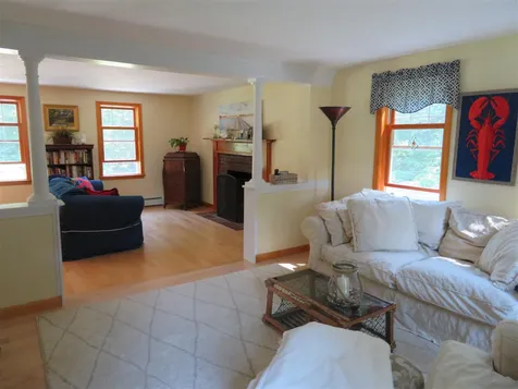 23 Peabody Drive Brentwood NH 03833