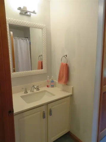 23 Peabody Drive Brentwood NH 03833