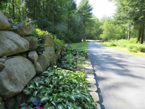 23 Peabody Drive Brentwood NH 03833