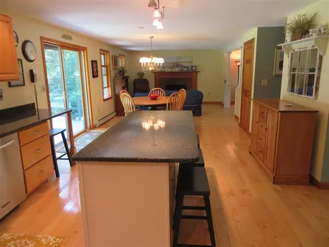 23 Peabody Drive Brentwood NH 03833