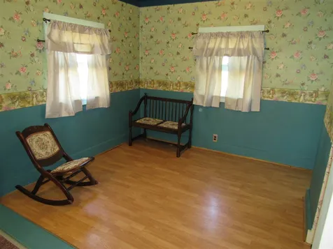 6 East Street Orleans VT 05860