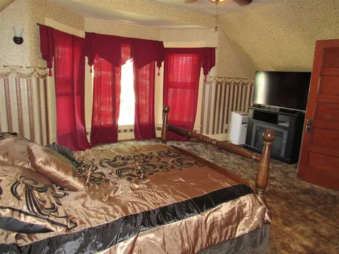6 East Street Orleans VT 05860