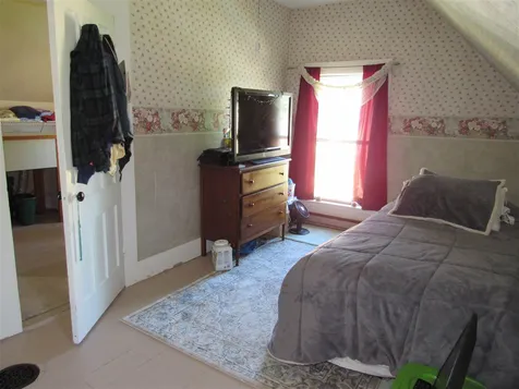6 East Street Orleans VT 05860