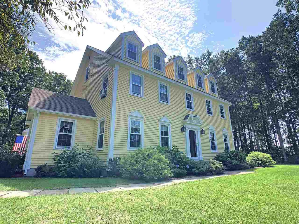 5 Deer Run Road Atkinson NH 03811