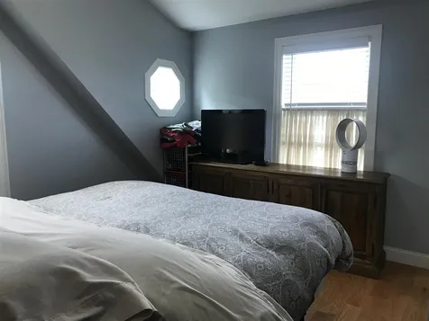 5 Pleasant Street Kittery ME 03904