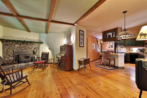 765 Maple Hill Rochester VT 05767
