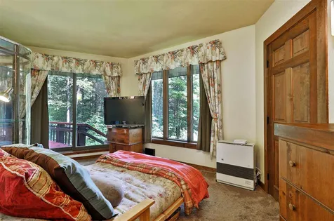 765 Maple Hill Rochester VT 05767