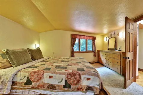 765 Maple Hill Rochester VT 05767