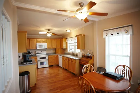 48 Aspen Way North Hampton NH 03862