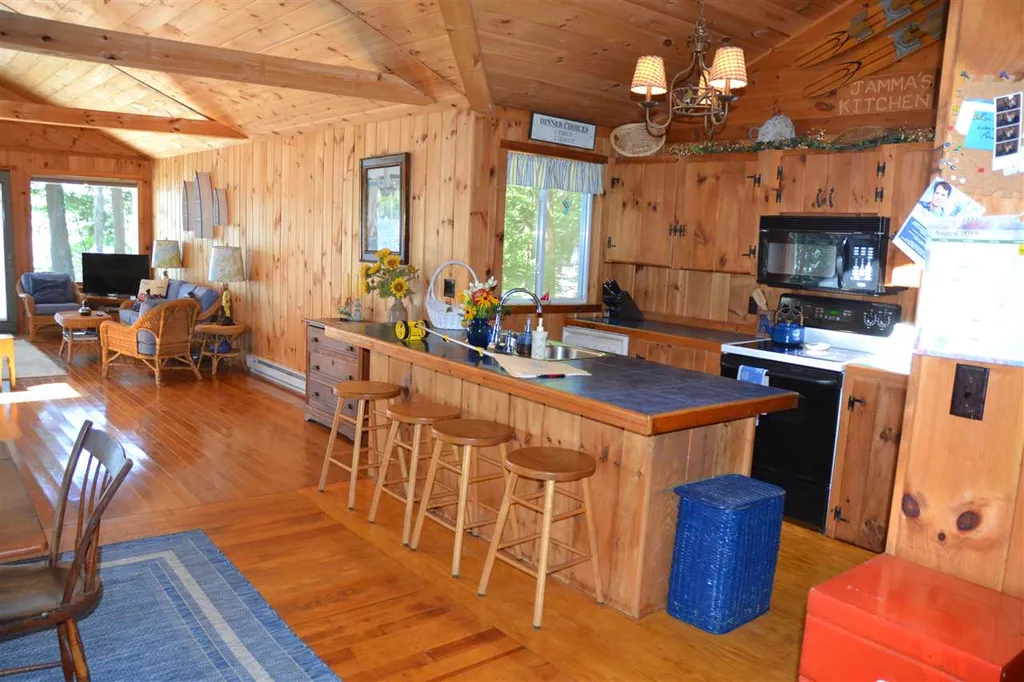 52 Bixby Shores Road Tuftonboro NH 03816